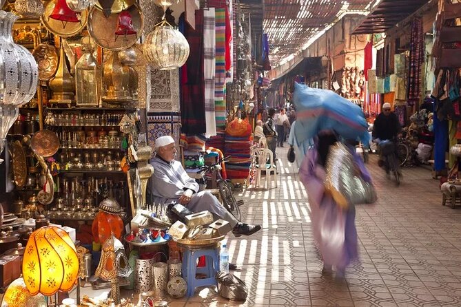1 Day Guided Tour in Marrakech from Agadir - Bahia Palace: where the day shifts from street noise to craftsmanship