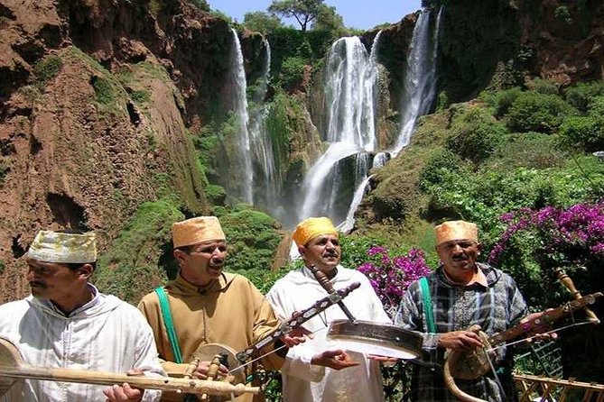1 Day Tour from Marrakech To Ouzoud Waterfalls Small-Group - The Atlas Drive: Villages, Hills, Forest Views, And Quick Stops