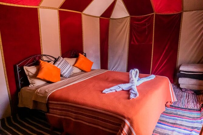 1 night Camel Treking in Merzouga Desert Luxury Camp - Dinner and breakfast: what to expect from the food