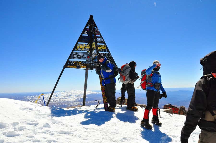 2 Days Mount Toubkal ascent trek via Ait Mizane Valley - Day 2: the early climb to Toubkal summit and the descent loop