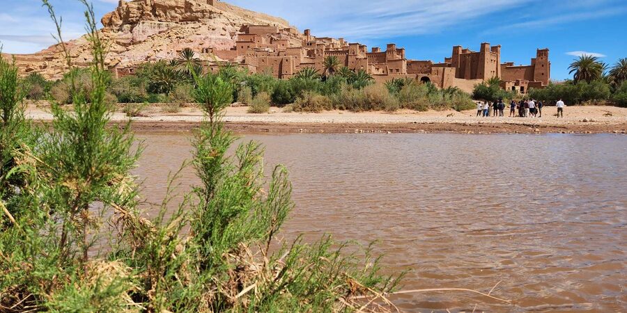 3-Day Desert Adventure: Ouarzazate to Merzouga - Day 2: Merzouga, camel trek at sunset, sandboarding, and a Berber camp dinner