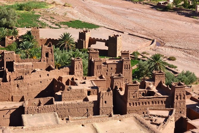 3-Day Tour from Marrakech to Merzouga Luxury Camp with Camel - Camel Caravan Timing, Sunset Moments, and What to Watch For