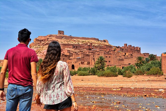 3 days tour from Fes to Marrakech - Day 2: Sunrise on the dunes, camel riding, and sandboarding