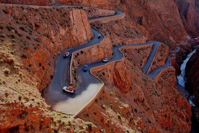4-Day Guided Desert Tour from Marrakech - Todra Gorge and Tinerhir Area: Steep Cliffs Plus a Comfortable Night