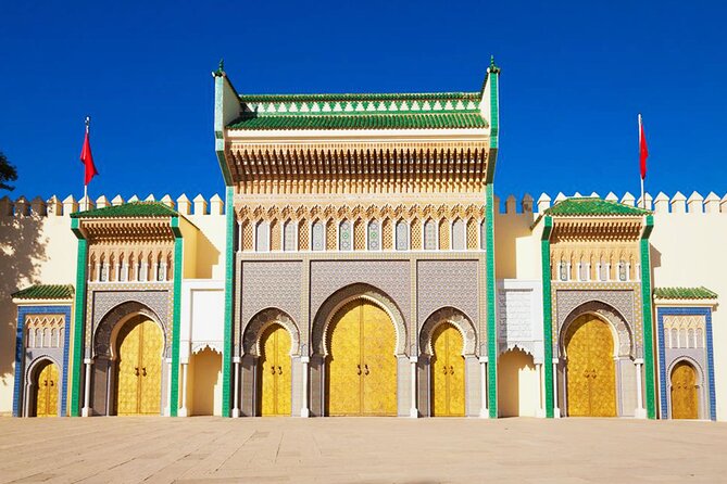 5-Hour Private Walking Tour of the Medina in Fez - Al-Qarawiyyin University Mosque-School: why Fez matters for learning