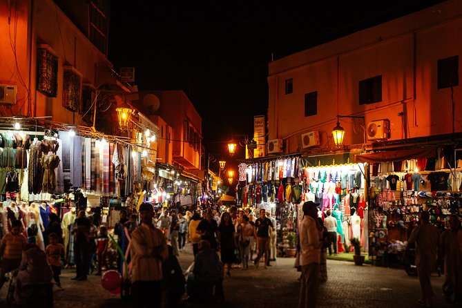 A Magical Evening in Marrakech: Private City Tour - Entering the medina after dark, without the stress spiral