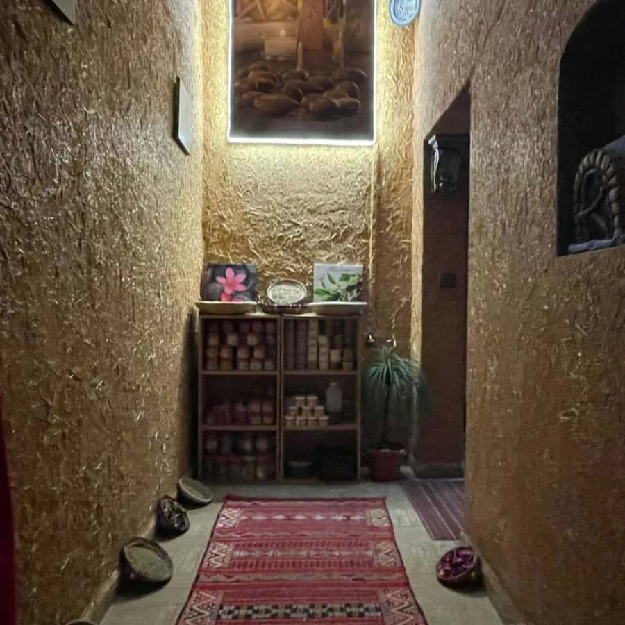 Agadir : Hammam and Massage Experience at Itrane Spa - The hammam ritual: black soap, glove exfoliation, scalp care, clay mask