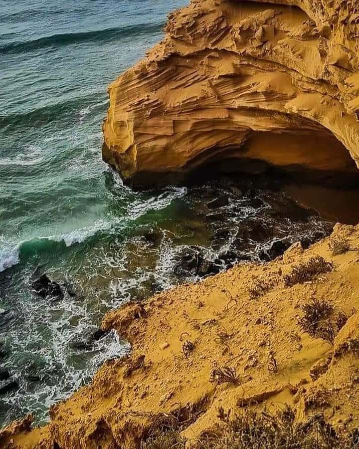Agadir/Taghazout: Sandboarding & Visit of Canyons With Lunch - Tamri Lunch With Tajine and Mint Tea: The Meal That Makes This Tour Feel Complete
