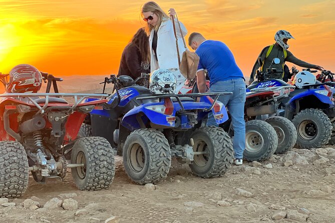 Agafay Desert: Quad Bike, Camel Ride and Dinner Show in Marrakech - Food and drinks, what you actually get for the price