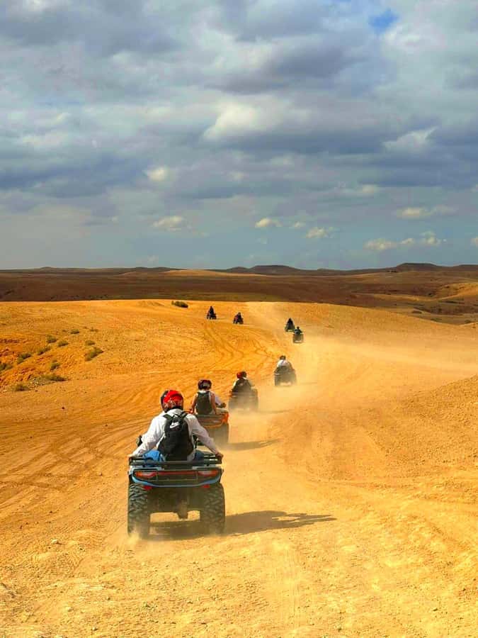 Agafay tour Quade Bike, Sunset and Romantic Dinner Show - Berber cooperative stop: tea, argan oil, and what it really is