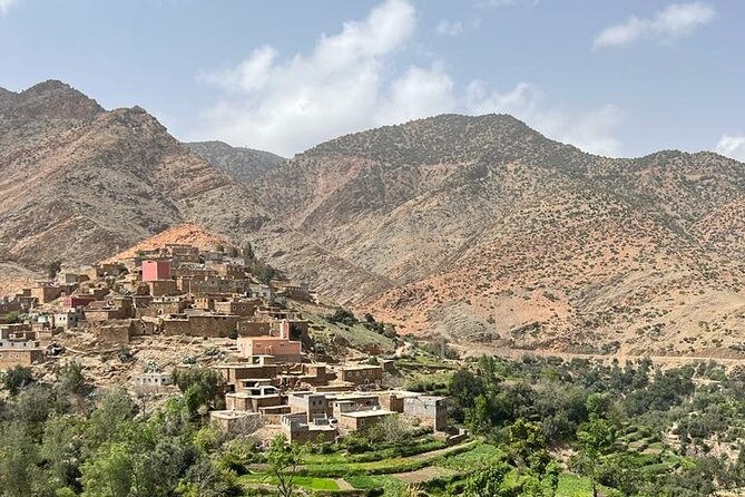 Amizmiz: Berber Villages & Atlas Mountains Tour - Berber Village Time and the Home-Cooked Lunch That Anchors the Day