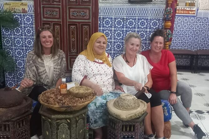 artistic and cultural private half day tour, Marrakech - Medina of Marrakech: the souks, workshops, and sensory shortcuts