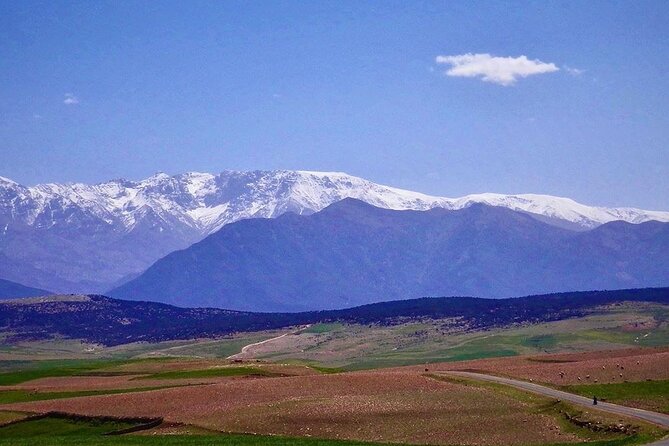 Atlas Mountains Tour from Marrakesh - Asni market stop: quick immersion, strong views, and photos that work