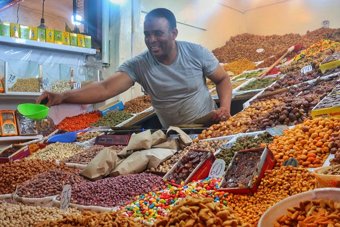 Authentic Moroccan Food Tour in Marrakech with Dinner - Guides, small groups, and the details that make or break it