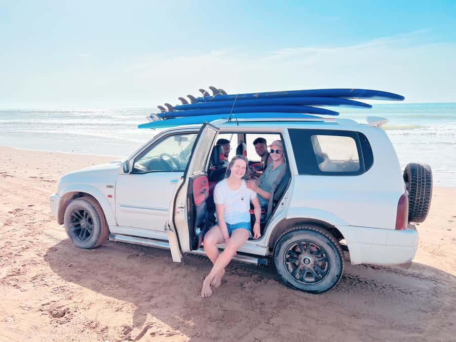Beginners friendly surf in nice spots - Choosing the Right Beach: Long Sands, Uncrowded Conditions, and One Real-World Note