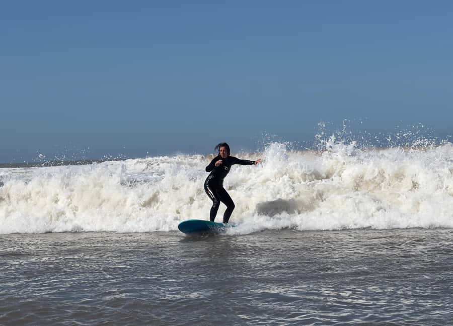 Beginners friendly surf in nice spots - Instructors Who Teach Like They Want You to Succeed