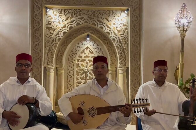 Casablanca City Night Tour and Traditional Moroccan Dinner - Mohammed V Square and the pigeon fountain area for architecture photos