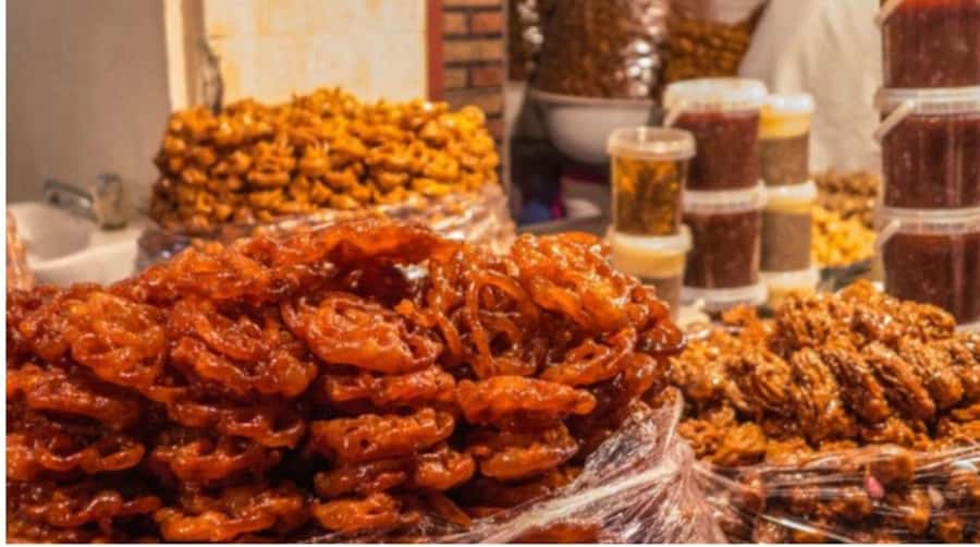 Casablanca: Food Tour with Tastings in Quartier Habous - How the guided walk connects food to culture (and why it helps)