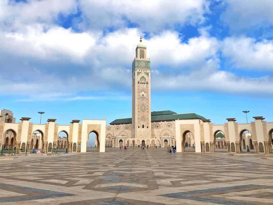 Casablanca: Hassan II Mosque Guided Tour with Entry Ticket - Atlantic Ocean views from the esplanade: the part many people remember later