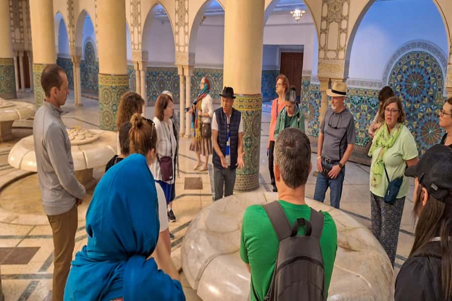 Casablanca: Hassan II Mosque Premium Tour with Entry Ticket - Getting there smoothly: pickup, minivans, and the meeting point