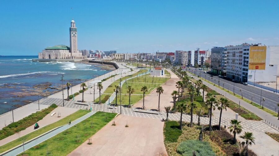 Casablanca: Hassan II Mosque Premium Tour with Entry Ticket - The guide experience in English, French, or Spanish