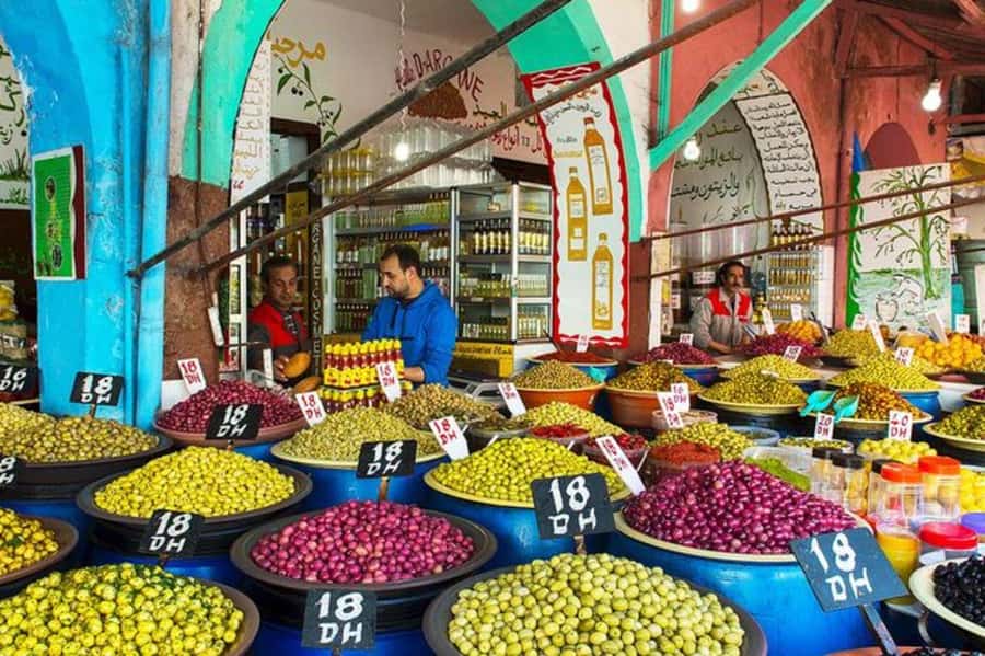 Casablanca: Layover Sightseeing Tour with Airport Transfer - Old City Walking, Rick’s Café Photos, and Notre Dame de Lourdes