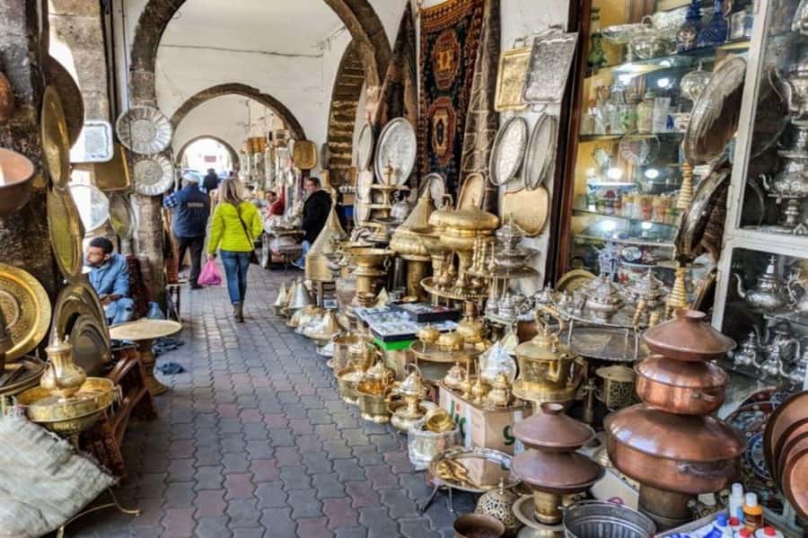 Casablanca: Layover Sightseeing Tour with Airport Transfer - Squares, Pigeons, and the Walks That Give Context