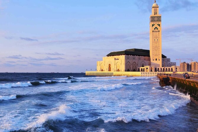 Casablanca luxury day tour - Place des Nations Unies: 1920s French design and a fountain that changes at night