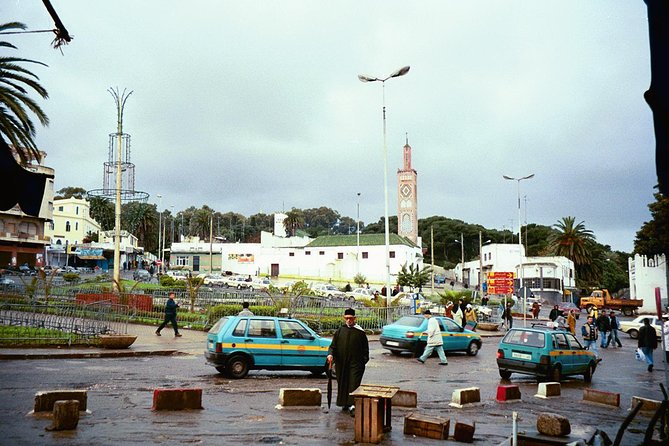 Casablanca to Tangier Day Trip by High-Speed Train - Petit Socco and Socco Alto: people-watching at the edges of the old city
