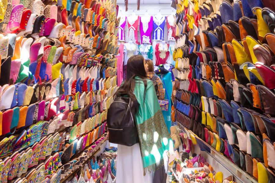 Casablanca: Traditional Souks Shopping Private Tour - The Souks Stops: Food, Spice, Antiques, and What You Might See