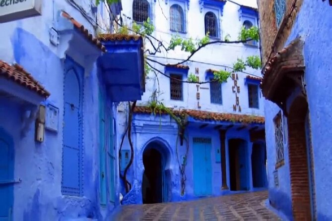 Chefchaouen the Blue City Full-Day Trip from Casablanca - Shopping and Food Stops, From Souks to Lunch Choices