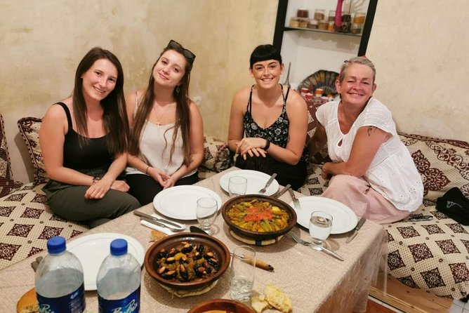 Cooking class with Chef Najla - Group Size and Teaching Style: Friendly, Practical, and Interactive
