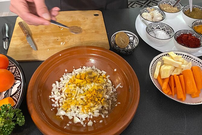 Cooking class with Yassine and family - The Tea and Coffee Break: Waiting Without Getting Bored