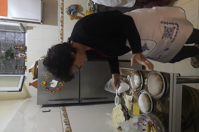 Cours de cuisines chez l'habitant - Sweet and savory Moroccan techniques you can actually repeat