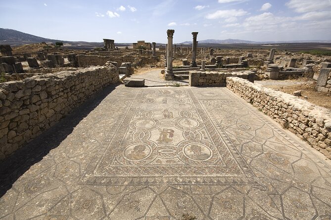 Day Trip from Fes to Meknes, Volubilis, Moulay Idriss - Bab Mansour and the medina walk: where the day gets personal