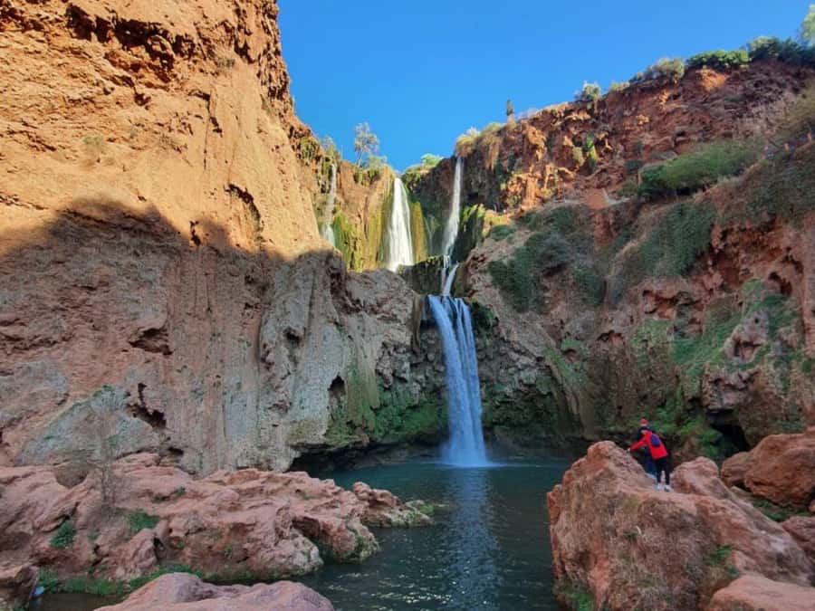 Day Trip To Ouzoud Waterfalls (Guide Hik & Boat option) - Lunch in front of the waterfalls: what to expect and what to budget for