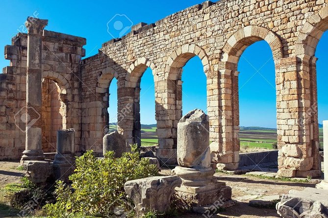Day Trip To : Volubilis / Moulay Idriss / Mekness - Road stops you might not expect: using the drive for photos and breaks