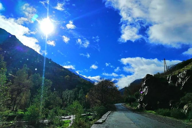 Desert Agafay & Atlas Mountains, Valleys & Waterfalls Tour from Marrakech - Guide quality, English, and smooth transfers