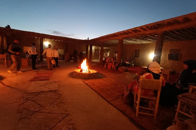 Diner show in Agafay Désert & Camels Ride - Who this Agafay dinner show suits best