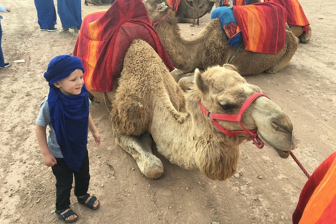 Dinner show and Sunset Camel riding Agafay desert - Guides like Abdul and Karim: why the human touch matters