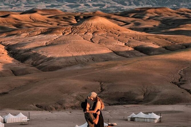 Dinner Show & camel ride with sunset views - Who should book this sunset dinner with camel ride