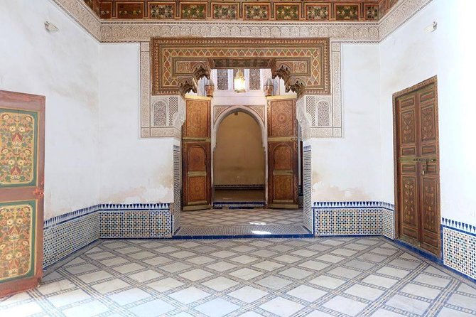Discover Marrakech: Vibrant Explorer Tour - Driver-Only Versus Guided Mode: Choose Your Style