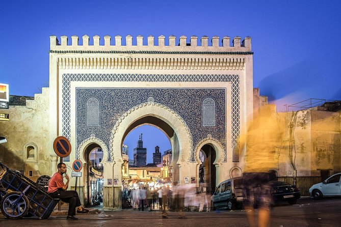Discover the secrets of the Medina of Fez: guided cultural tour (private) - First steps in Fez el-Bali, starting at Kasbah Boujloud