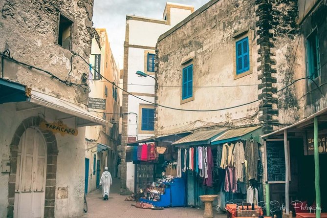 EN PETIT GROUPE vers ESSAOUIRA depuis MARRAKECH - Essaouira Beach hour: when to relax and what to look for