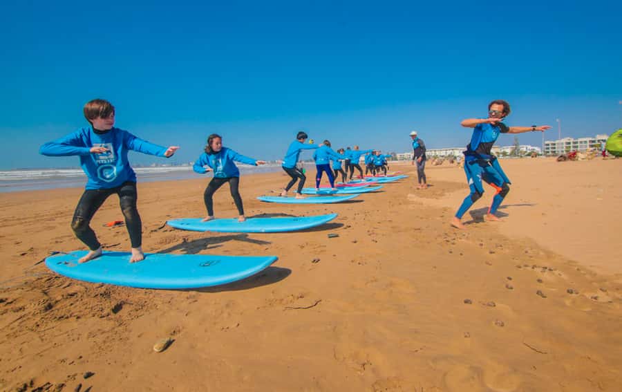 Essaouira: 2-Hour Surf Lesson - Meeting point and getting kitted out fast on Boulevard Mohamed V