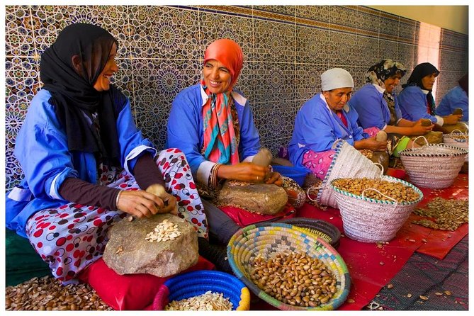 Essaouira Beach: Private Full-Day Luxury Trip from Marrakech - Essaouira medina with Portugal fortress and UNESCO streets