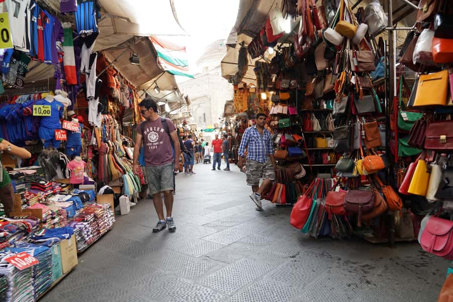 Essaouira: Sqala du Port, Citadel, Fish Market & Medina Tour - Moulay Hassan Square Panoramas and the End-of-Tour Reset