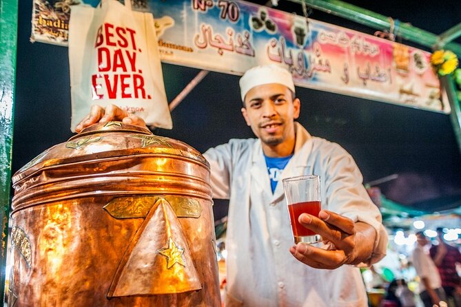 Evening Marrakech: Gastronomic and Market Tour Inside the Medina - Djemaa el-Fna at 6pm, where the whole city eats