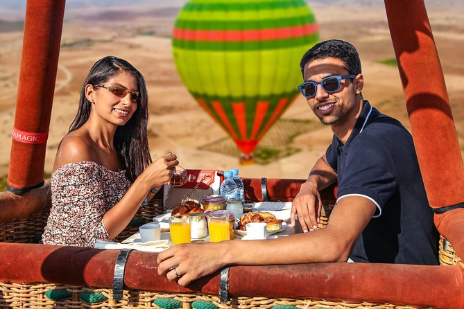 Exceptional Private ROYAL Hot Air Balloon Flight with Seated Air Breakfast - Who This Private Royal Balloon Flight Is Best For