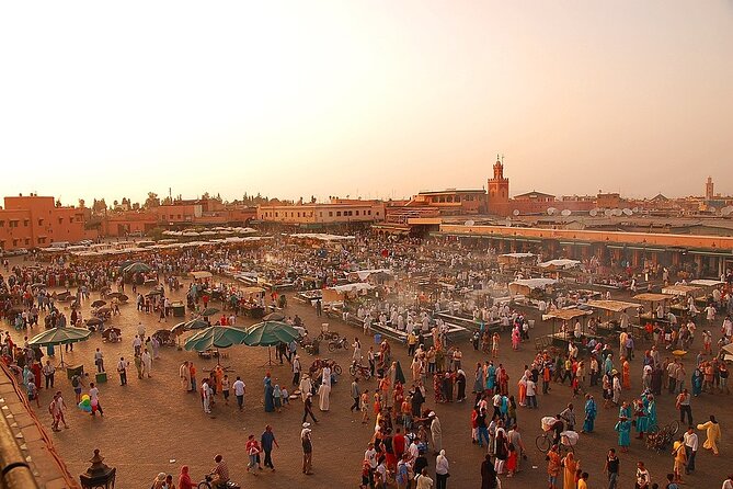 Exclusive Marrakech Souk Shopping Tour - Souk Semmarine: artisan workshops for metal, tiles, and wood work